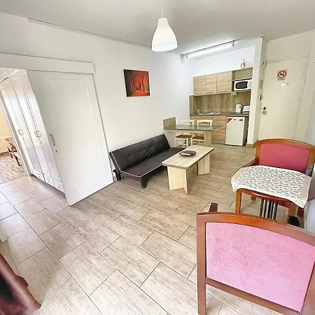Antonis G. Apart Otel 2*