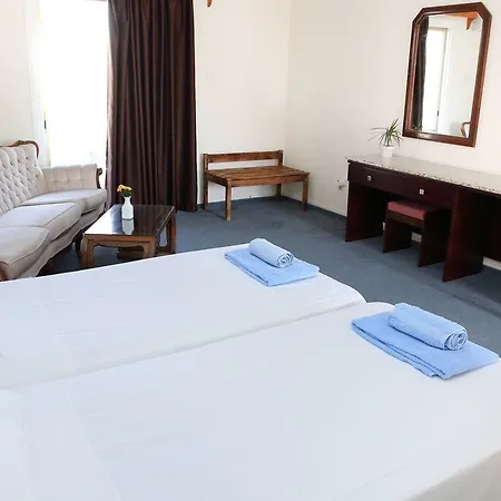Apart Otel Antonis G.